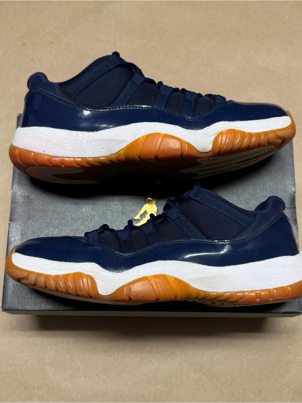 Nike Air Jordan 11 XI Retro Low Navy Gum Mens size 11.5 Basketball Shoes Rare!